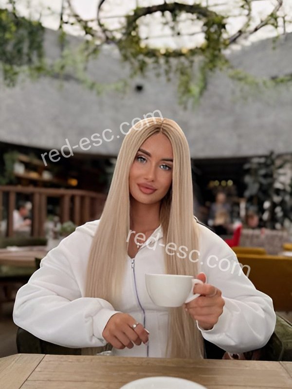 Лера — Сенгилей